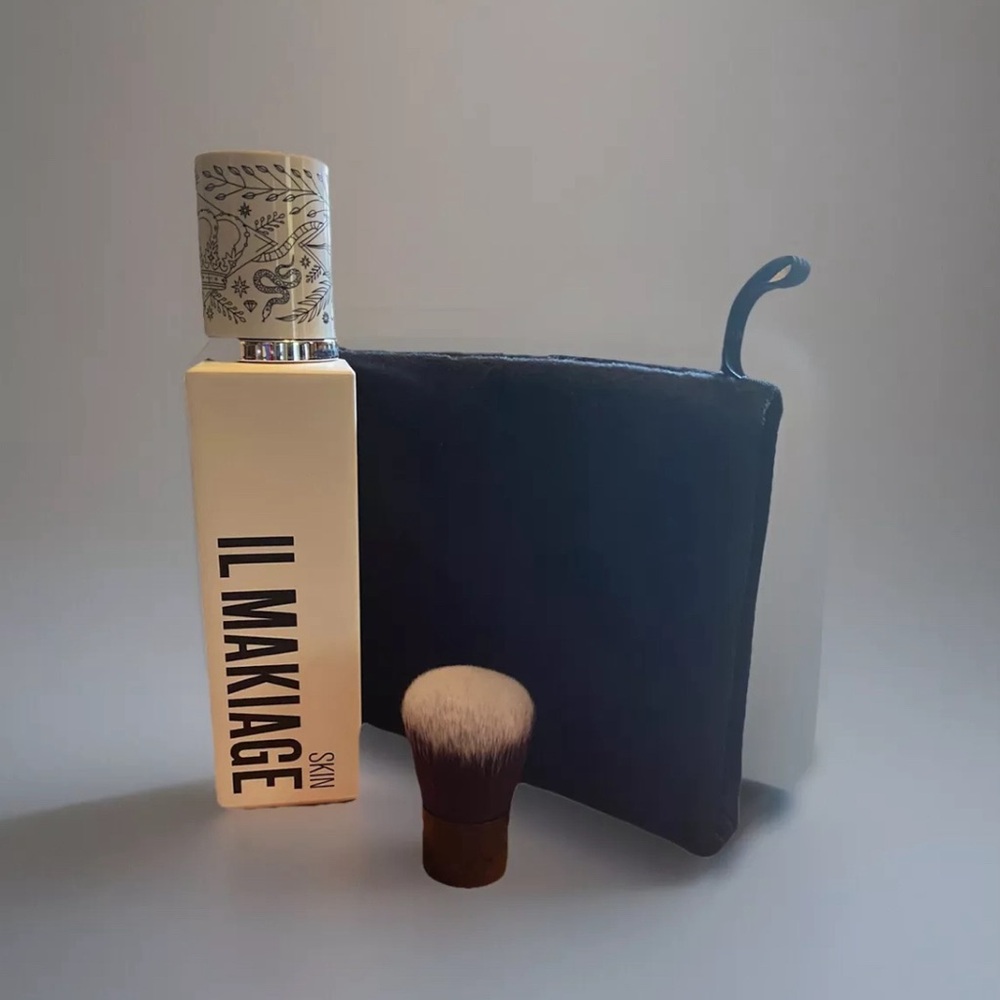 IL MAKIAGE 85/66 Magic Moisturizing Sun Foam with Brush and Application Mitt